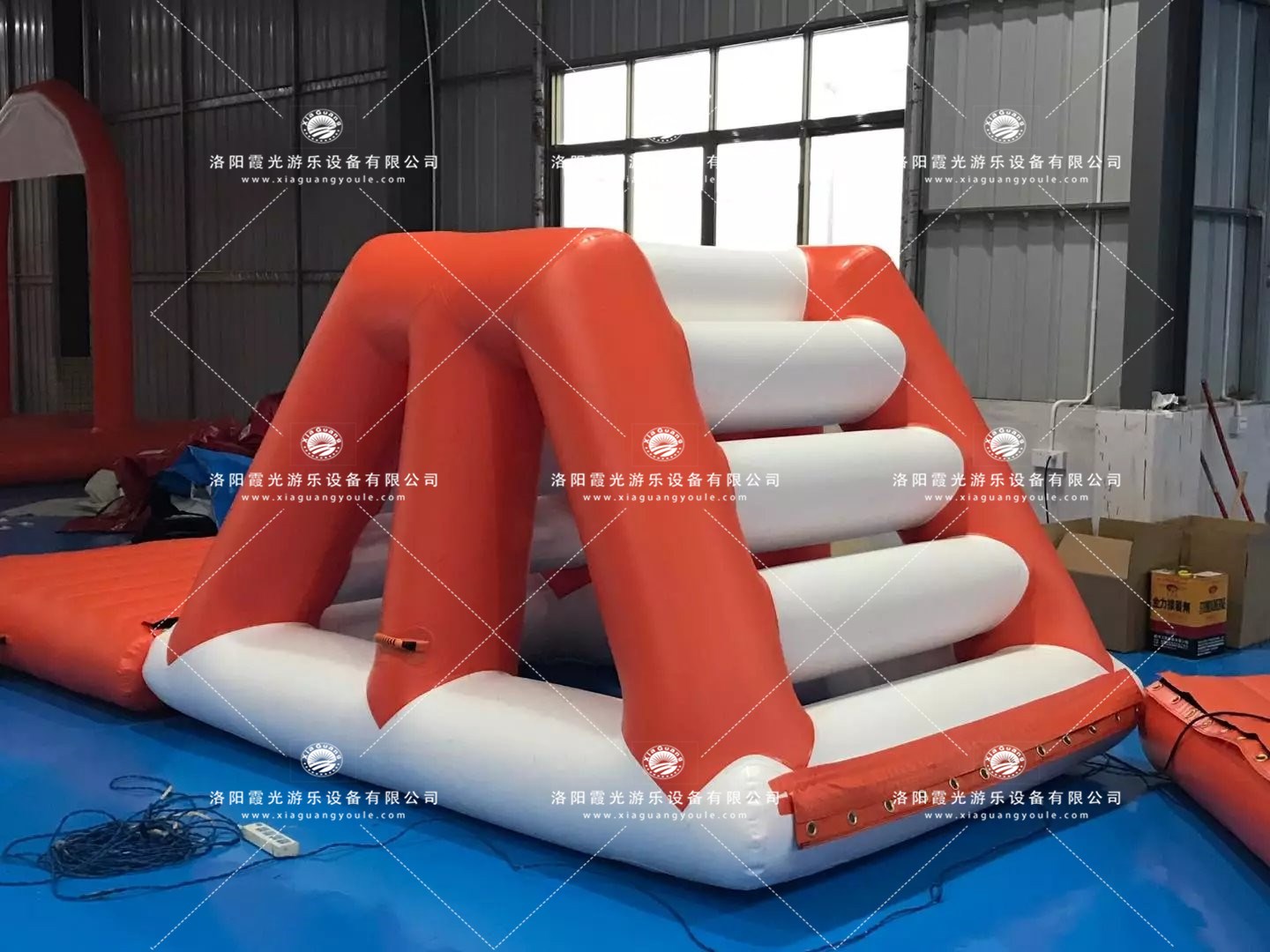 新丰水上闯关设施